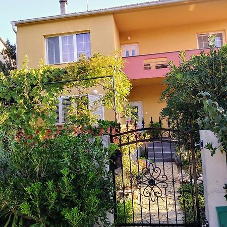 ביוגראד נה מורו Apartments Mira מראה חיצוני תמונה