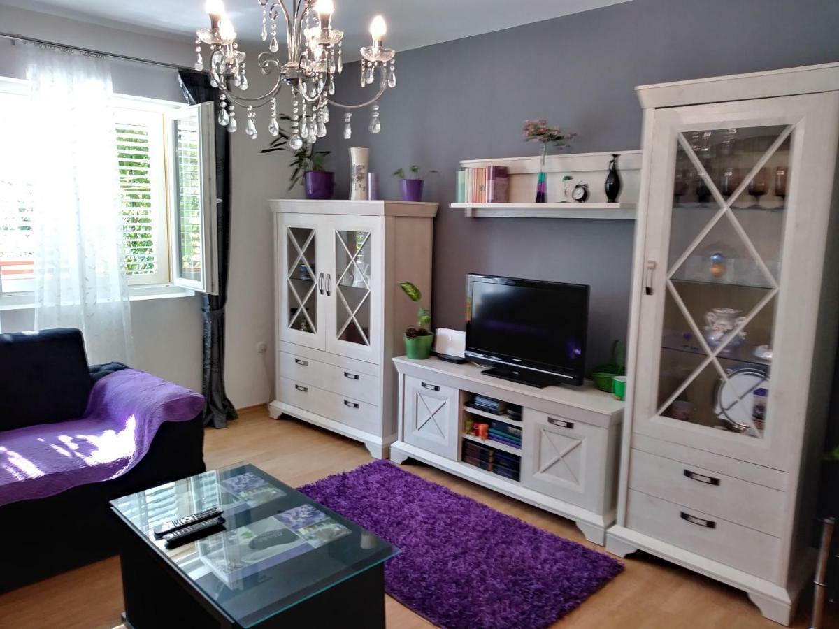 ביוגראד נה מורו Apartments Mira מראה חיצוני תמונה